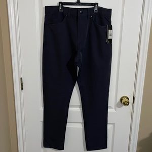 Men’s (Medium-34) Leg3nd Gray Slacks